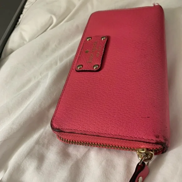Kate Spade Vibrant Pink Wallet - Picture 7 of 8
